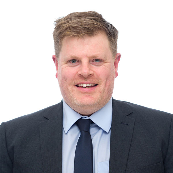 Simon Tindle